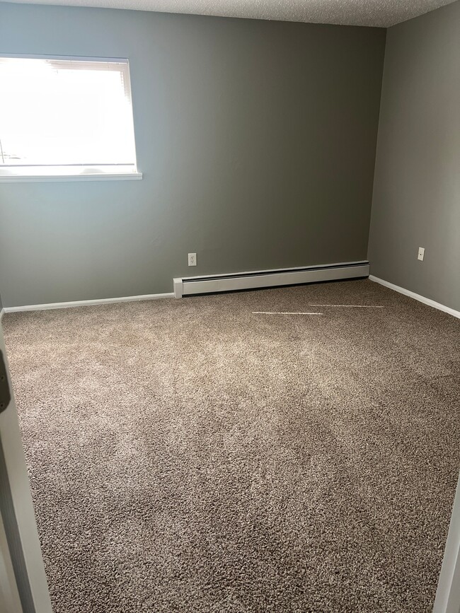 1 BR/ 1 BA - Willowbrook Apartments