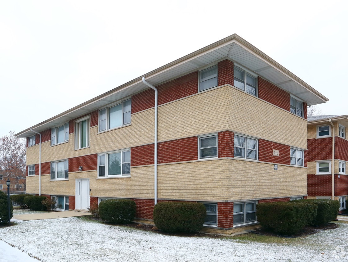 Primary Photo - 528 N Lincoln Ave