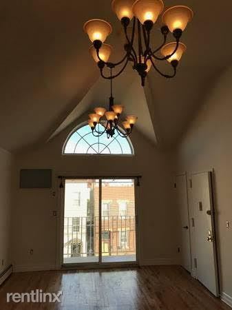 Foto principal - 6716 73rd Pl