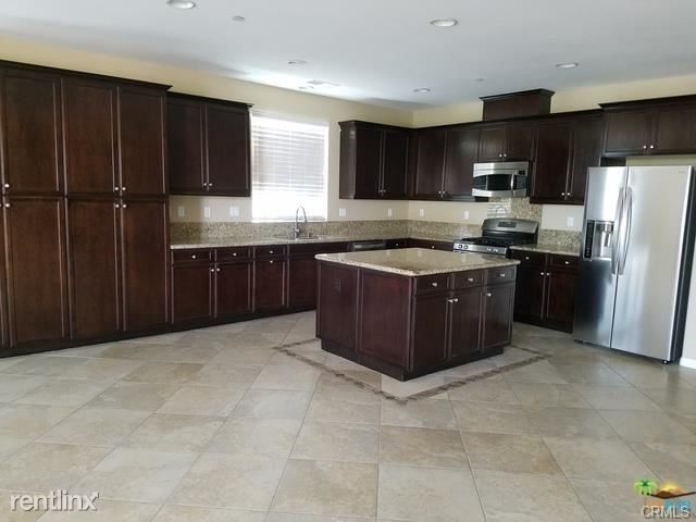 Building Photo - 2 br, 2 bath House - 3424 Desert Creek Trl