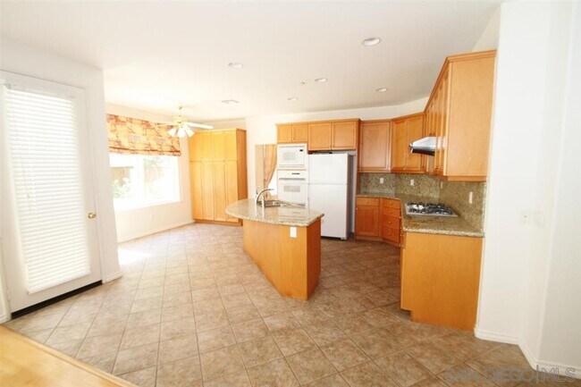 Building Photo - 10649 Indigo Way