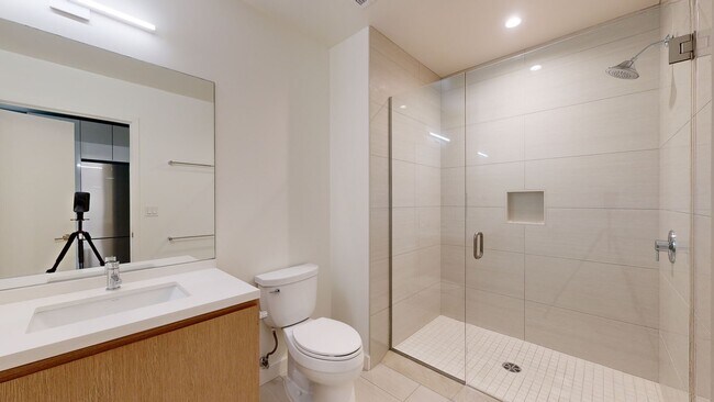 Interior Photo - Vision on Wilshire
