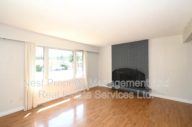 Building Photo - 1362 Aleza Crescent