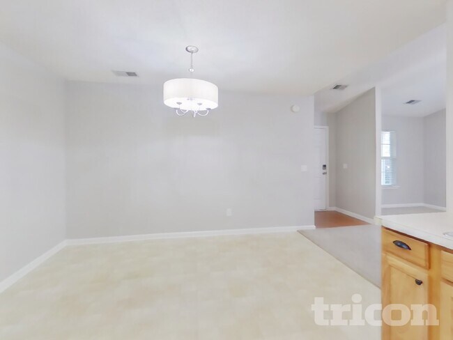 Building Photo - 538 Providence Crossing