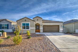 Building Photo - 5267 E Diatomite Dr