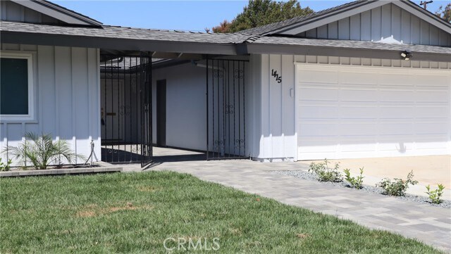 Building Photo - 1415 Puente St