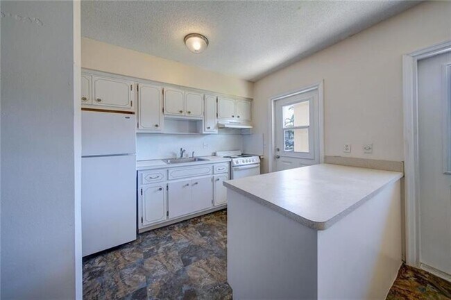 Foto del edificio - 2115 NE 42nd Ct