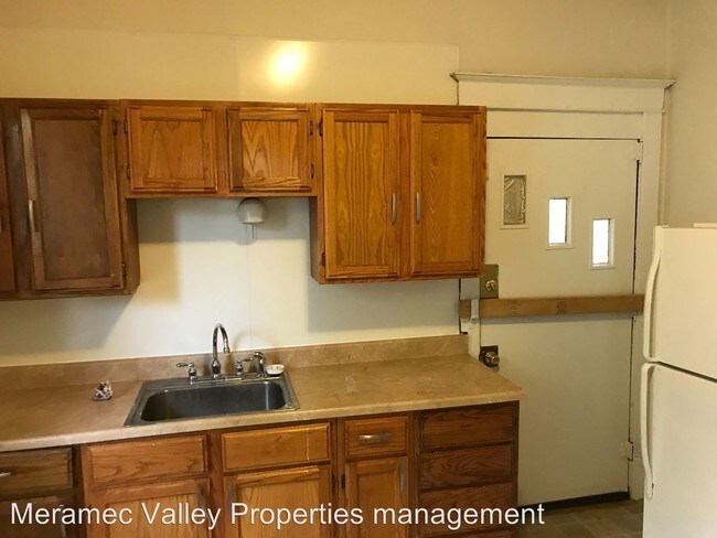 Building Photo - 2 br, 1 bath House - 6350 Madison Ave
