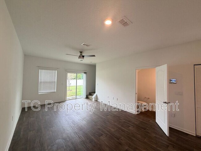 Building Photo - 9257 Stony Brk Rd