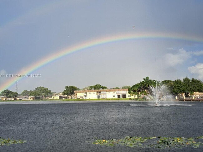 Foto del edificio - 200 Gate Rd