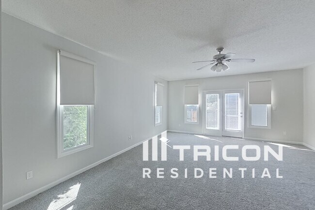 Foto del edificio - 3441 Mackey Wherry St