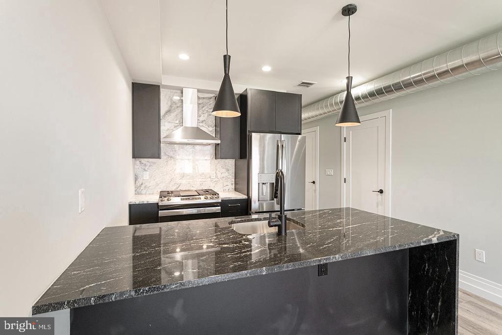 Foto principal - 526 Brown St