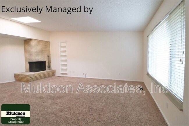 Foto del edificio - 59 W Old Broadmoor Rd