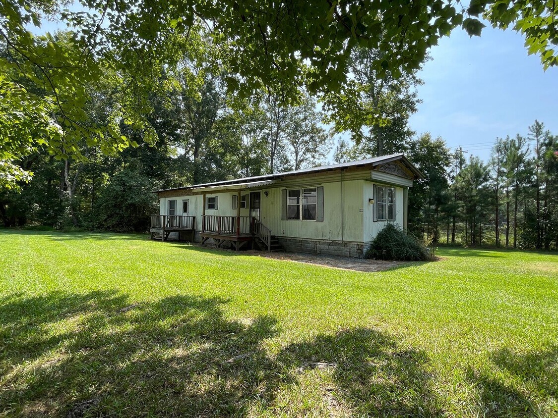 Primary Photo - Two bedroom mobile home in peaceful countr...