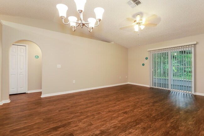 Foto del edificio - 2668 Lantana Lakes Dr W