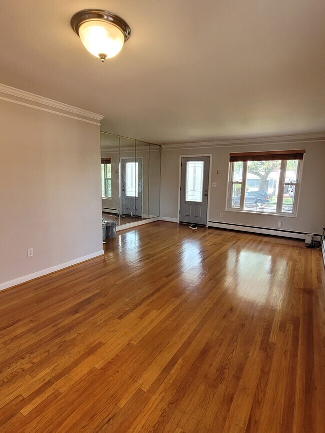 Sala de estar/comedor - 427 Jefferson St NE