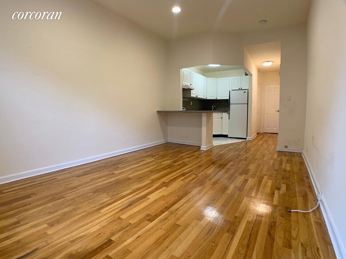 Foto del edificio - 330 E 77th St