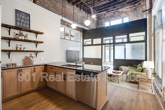 Photo - 124 Monroe Ave Apartment