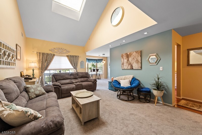 Foto principal - 79 Whisper Way E