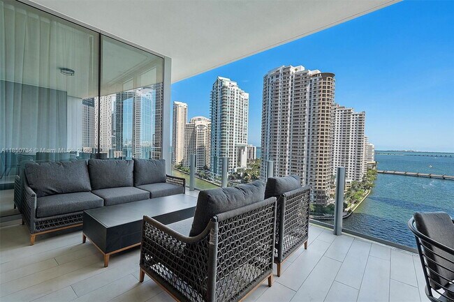 Foto del edificio - 300 Biscayne Blvd Way