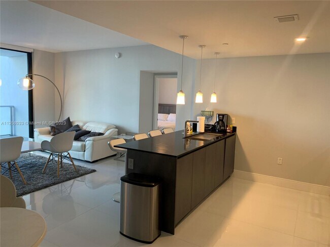 Foto del edificio - 1010 Brickell Ave