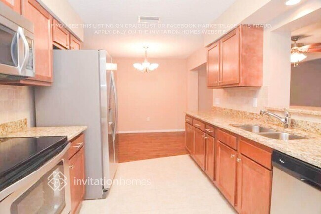 Foto del edificio - 18479 Evergreen Rd