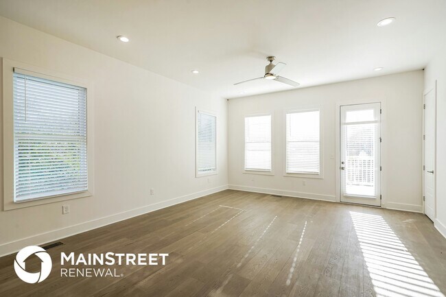 Foto del edificio - 922 Crescent Hill Rd