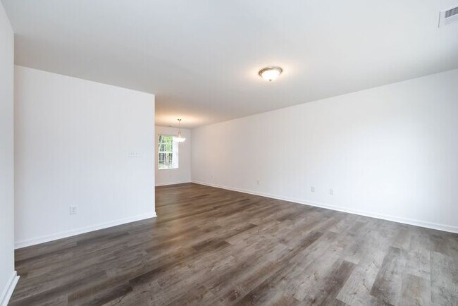 Building Photo - Brand New 4BD/2BA Ranch Home in Lancaster!