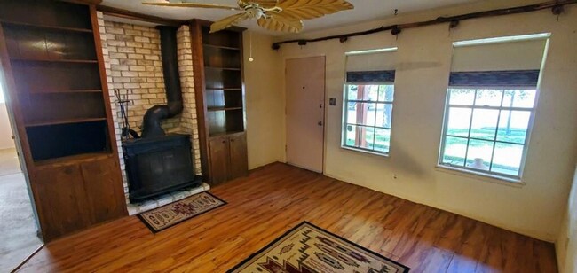 Foto del edificio - 1806 Cherry Orchard Dr