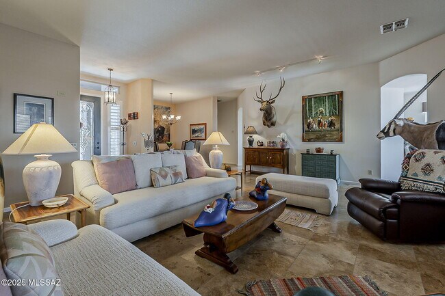 Foto del edificio - 65473 E Rose Ridge Dr