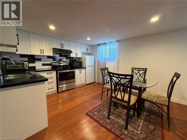 Building Photo - 84 Juniper Dr