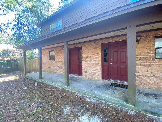 Foto del edificio - 3701 Donovan Dr