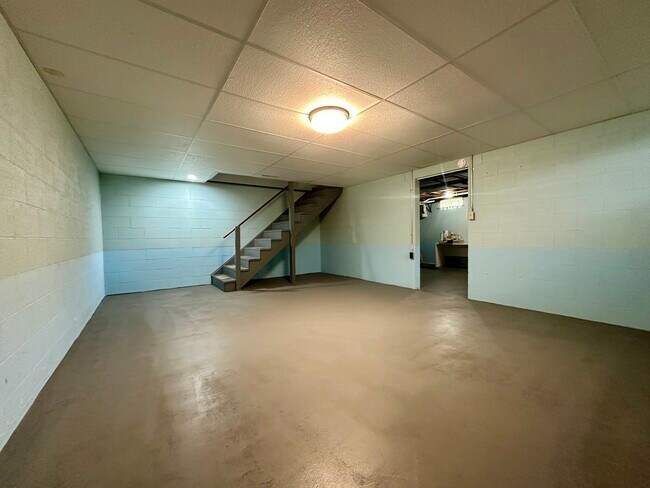 Foto del edificio - 5640 Tilly Rd