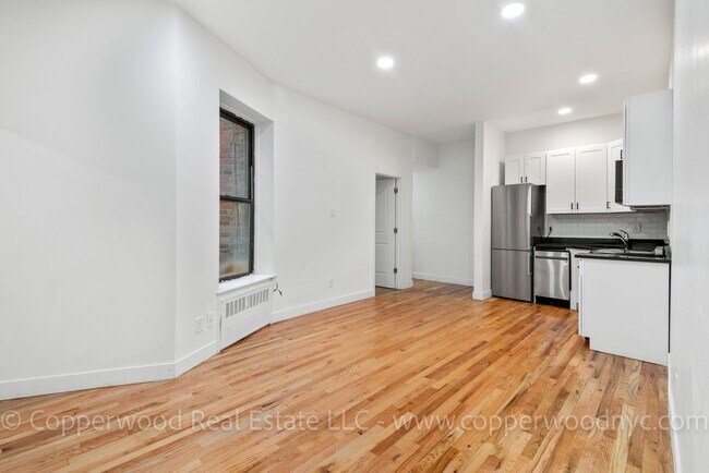 Building Photo - 402 East 78th St