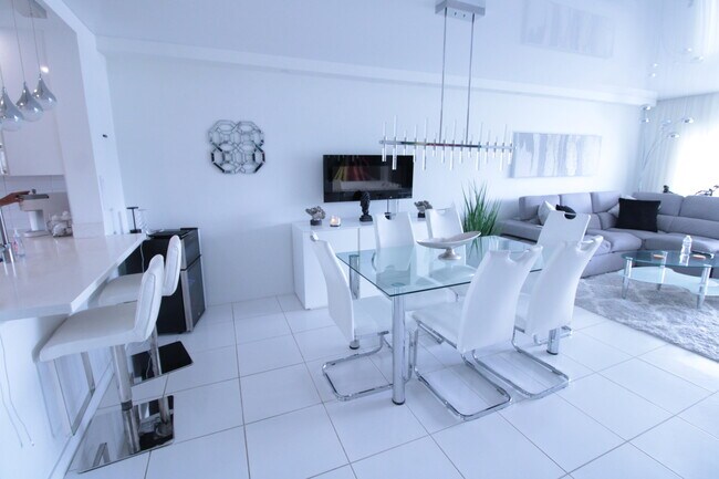 Foto del edificio - 470 Paradise Isle Blvd