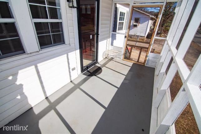 Building Photo - 3 br, 2 bath House - 365 Vine Street