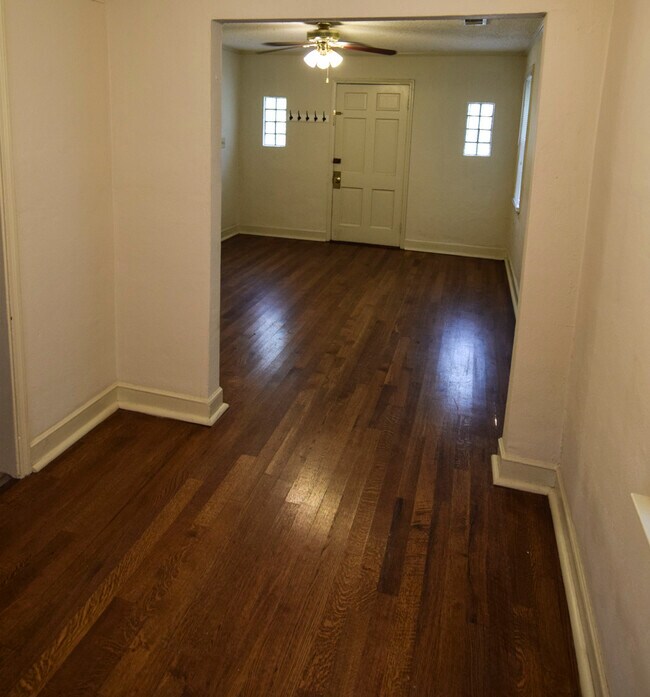 Foto del edificio - 59 W Lafayette Cir
