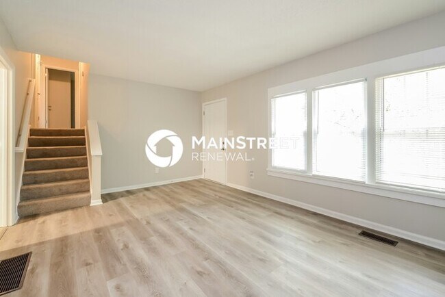 Foto del edificio - 4 Bedroom Pet-Friendly Home in moody, AL with Main Street Renewal