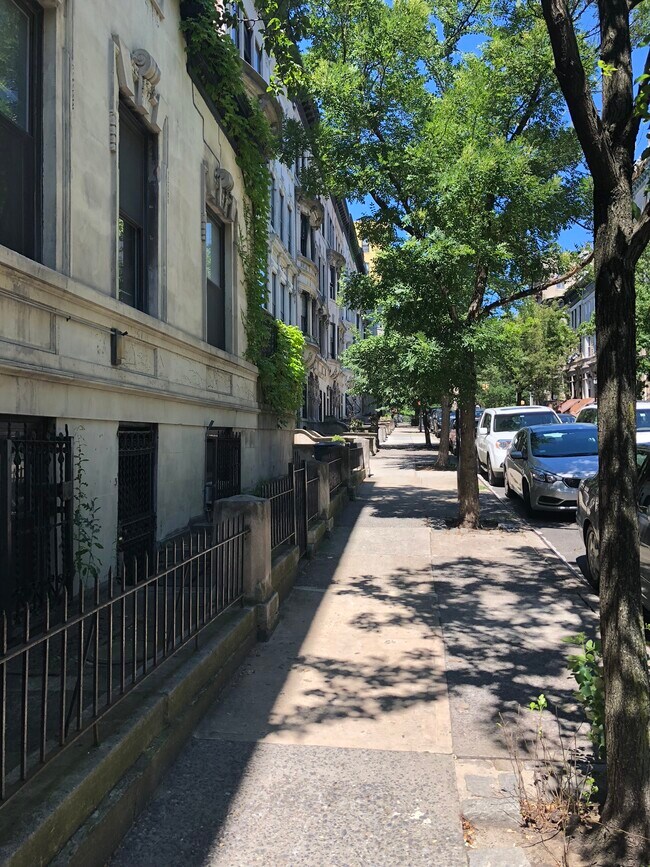 Building Photo - 460 W 142nd St