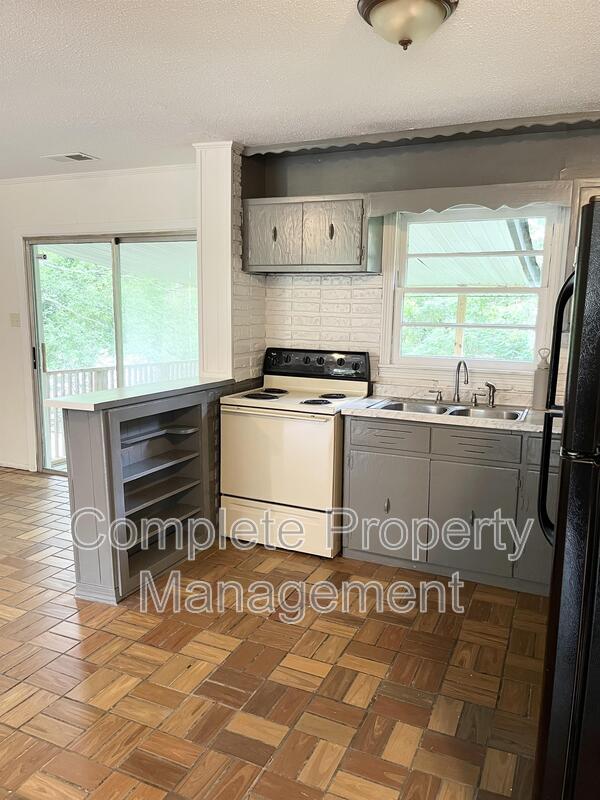Foto del edificio - 336 24th Avenue Northeast