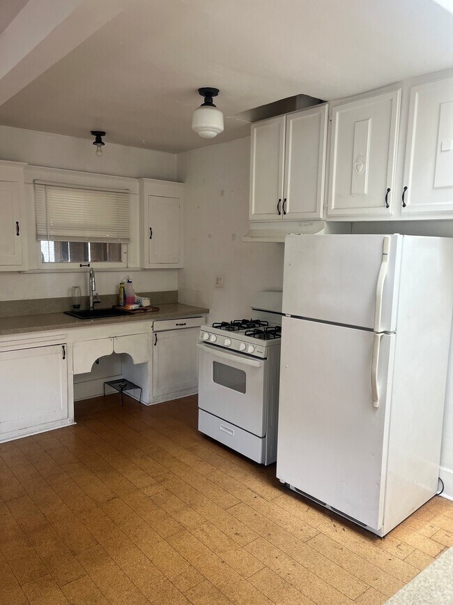 Foto del edificio - 386 Carroll Park E