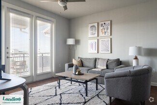 Building Photo - 4300 Cromwell Dr