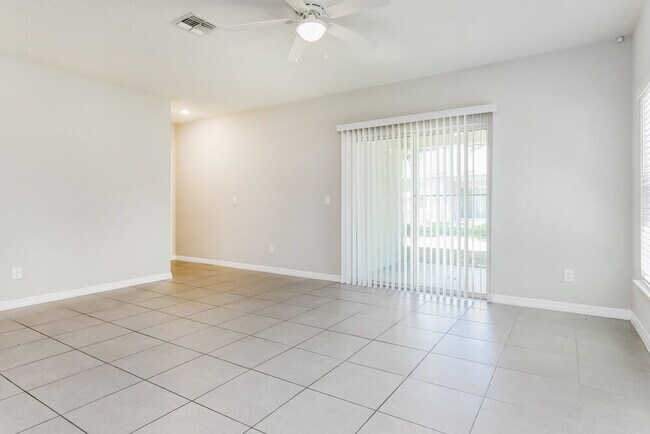 Foto del edificio - 1387 Burnley Ct