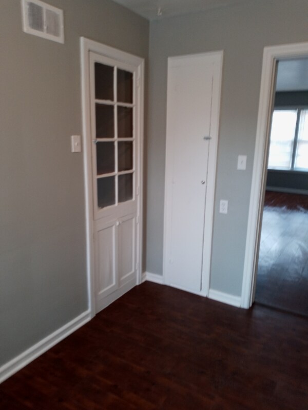 Foto del edificio - 2605 W Victory Ln