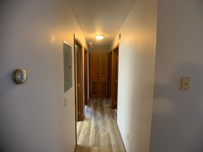 Building Photo - Kaeding Apartments - 337