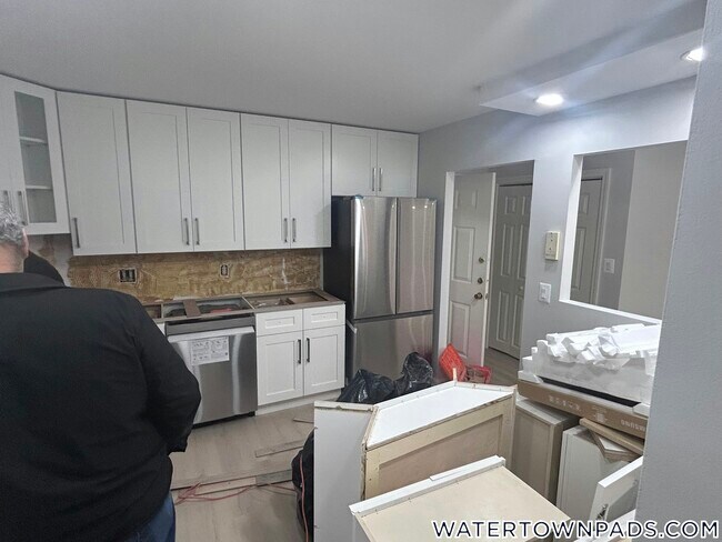 Building Photo - 131 Coolidge Ave