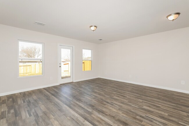 Building Photo - 14203 Harlequine Dr