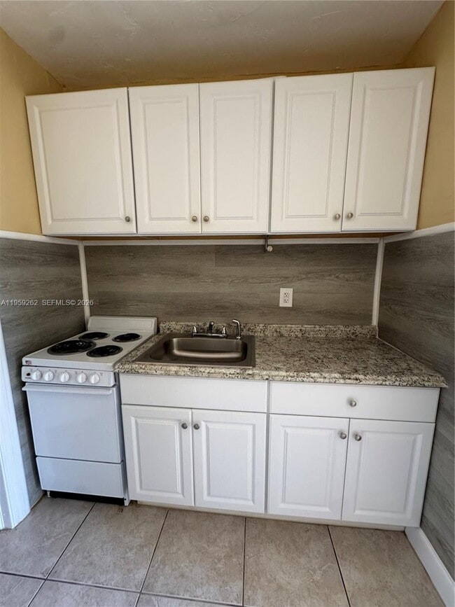 Foto del edificio - 4404 SW 22nd St