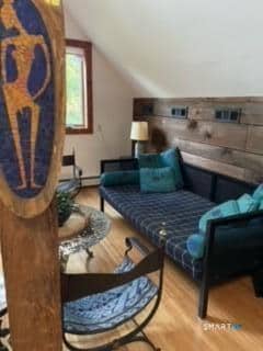 Building Photo - 3 Fox Run