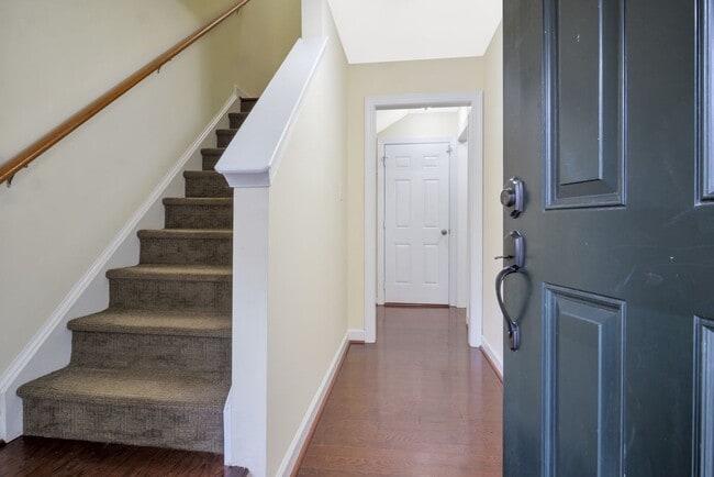 Front entrance - 5357 Discovery Park Blvd